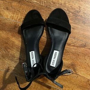 Steve Madden suede sandal heel